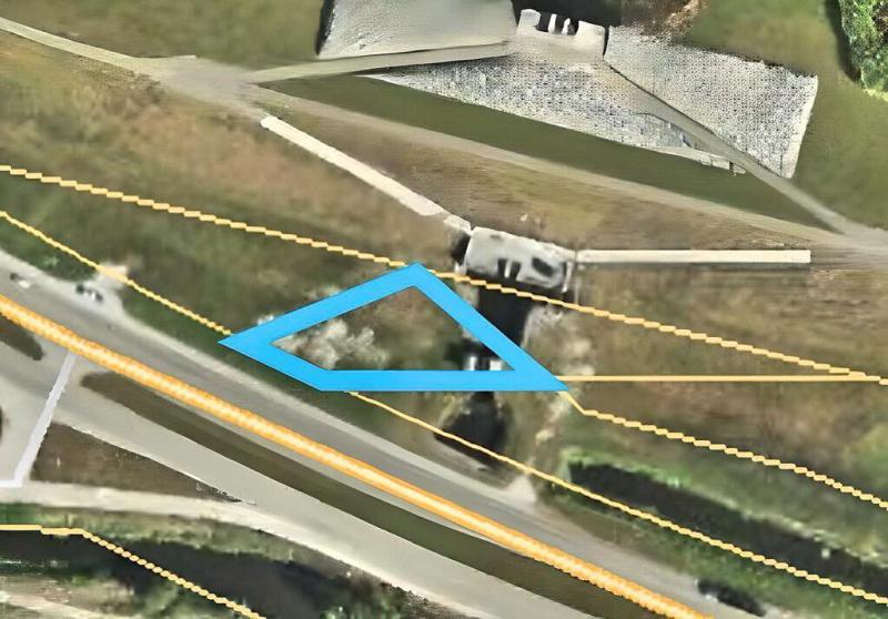  Commercial & Industrial Land Images 