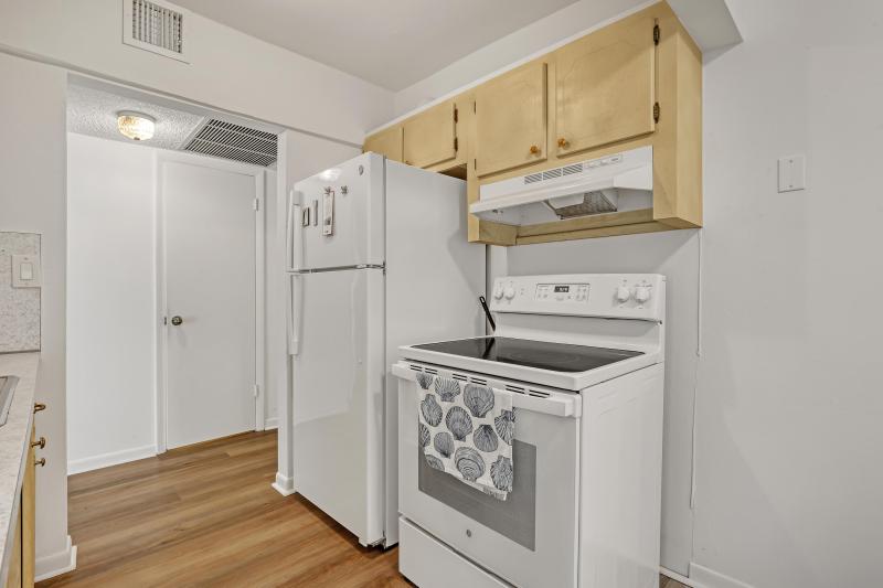  Condo & Townhome Photos