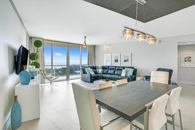  Condo & Townhome Photos