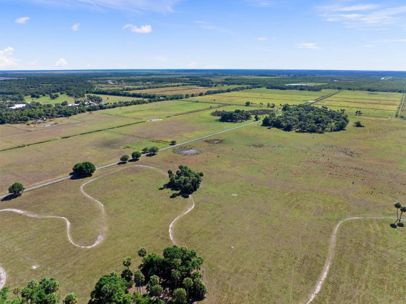  Commercial & Industrial Land Images 