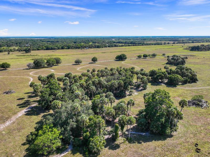  Commercial & Industrial Land Images 