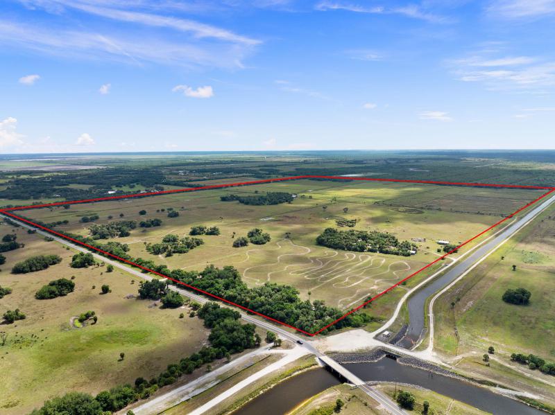  Commercial & Industrial Land Images 