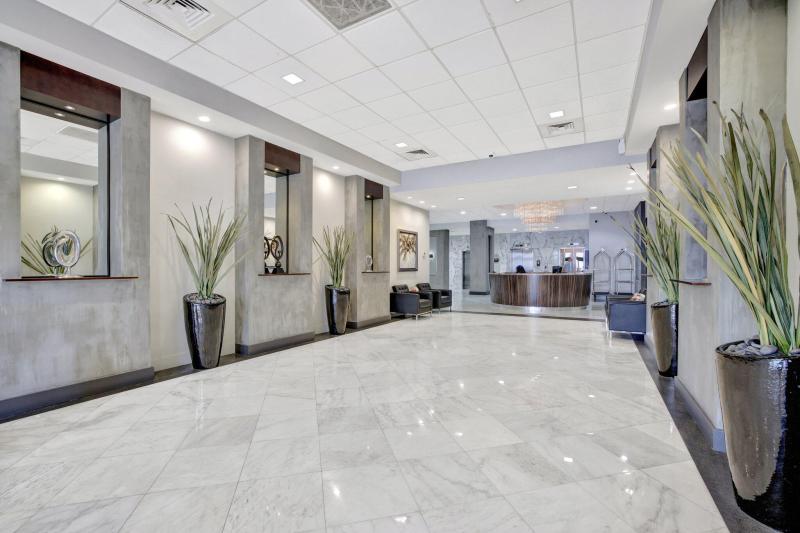  Condo & Townhome Photos