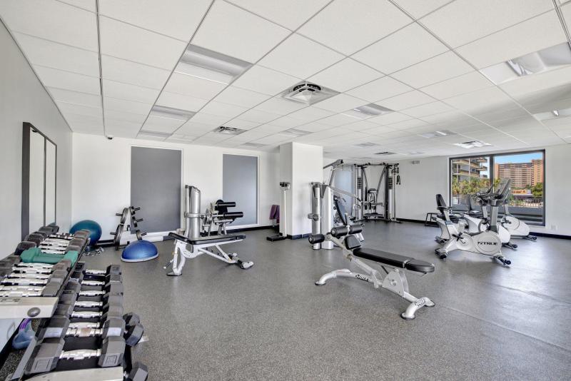  Condo & Townhome Photos