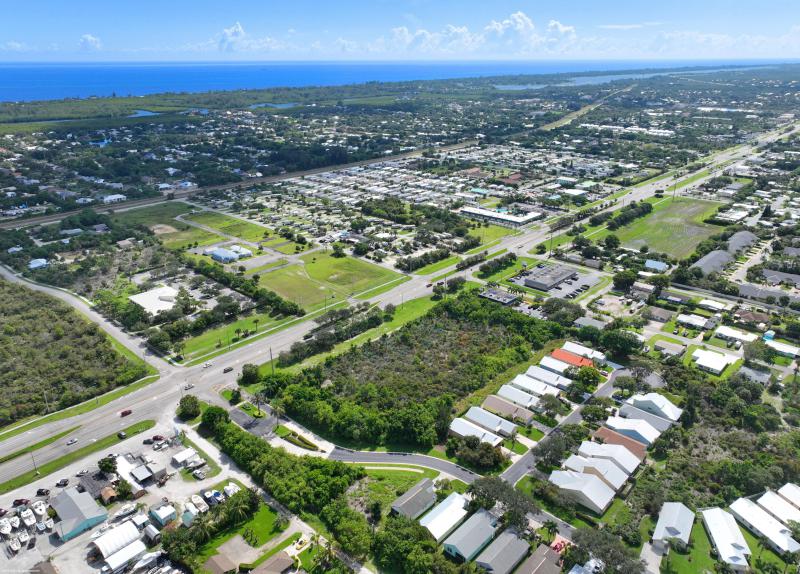  Commercial & Industrial Land Images 