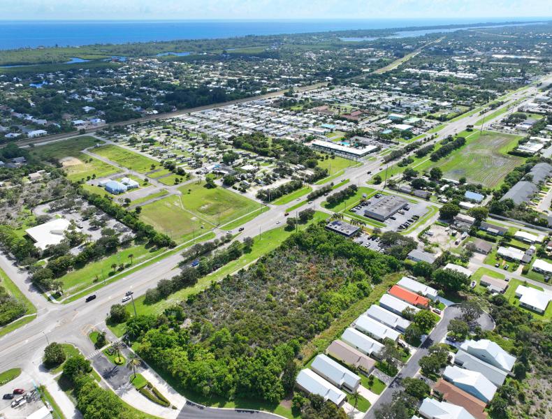  Commercial & Industrial Land Images 