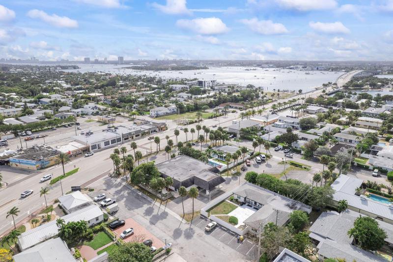  Commercial & Industrial Land Images 