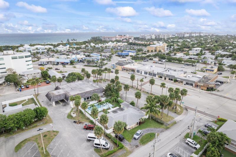  Commercial & Industrial Land Images 