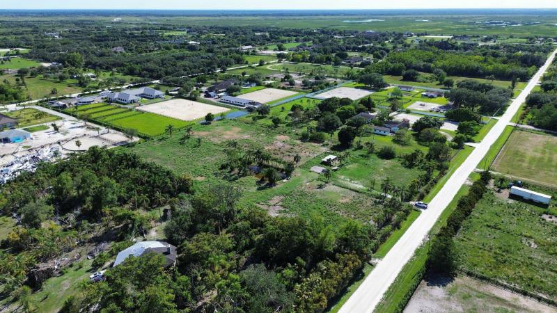  Commercial & Industrial Land Images 