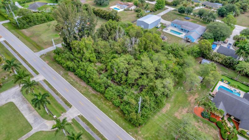  Commercial & Industrial Land Images 