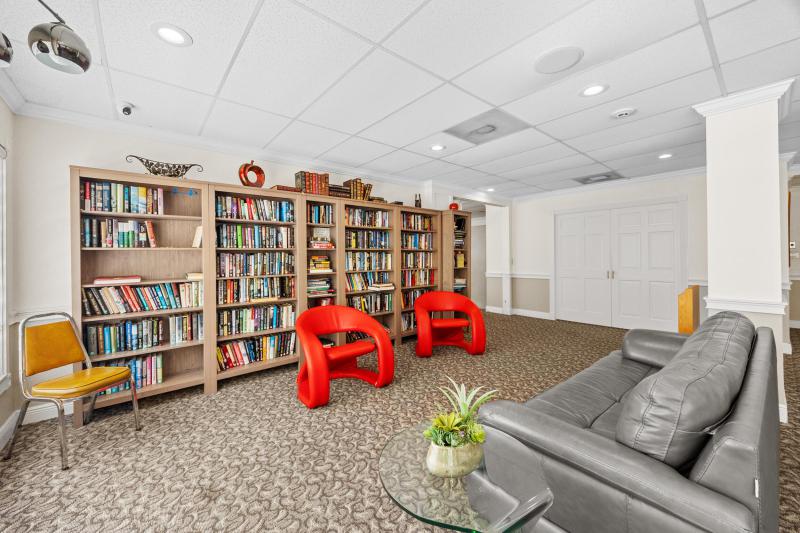  Condo & Townhome Photos