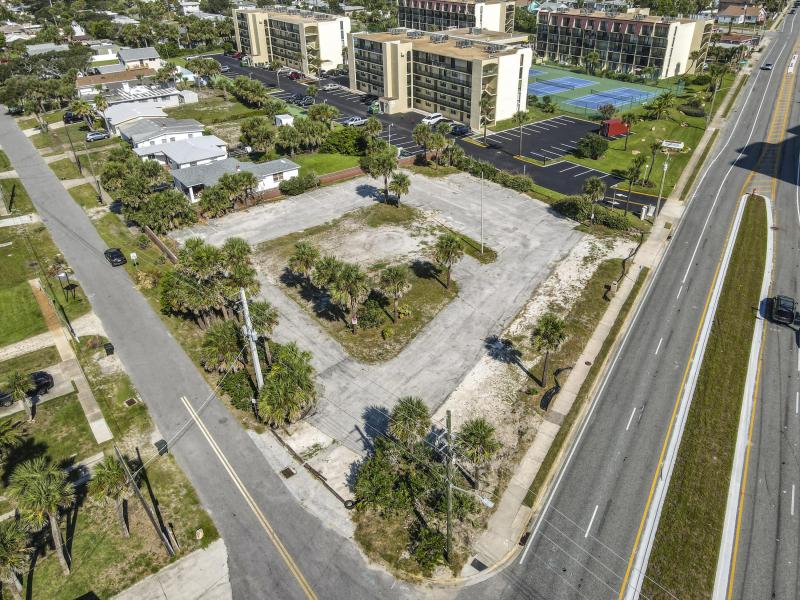  Commercial & Industrial Land Images 