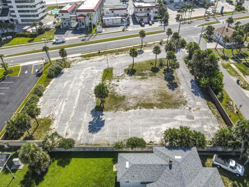  Commercial & Industrial Land Images 