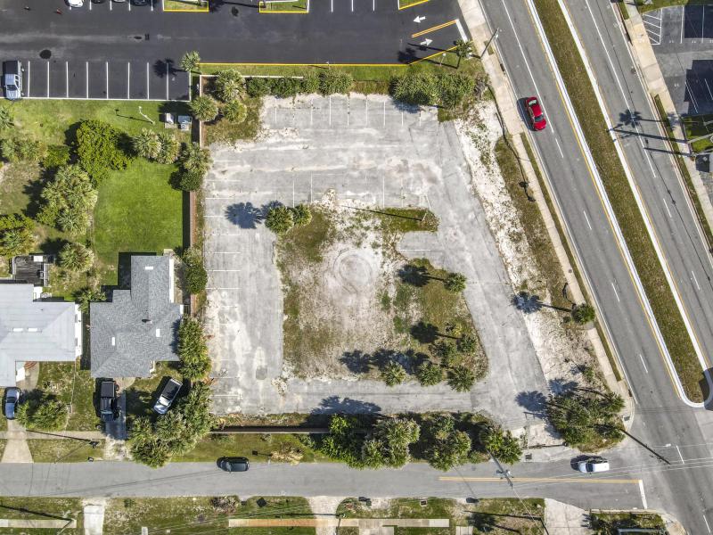  Commercial & Industrial Land Images 