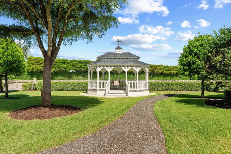  Single Family Homes Photo 10:  Wellington,  FL 33414
