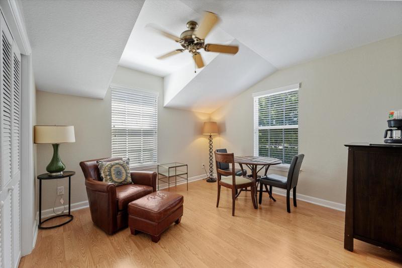  Single Family Homes Photo 13:  Wellington,  FL 33414