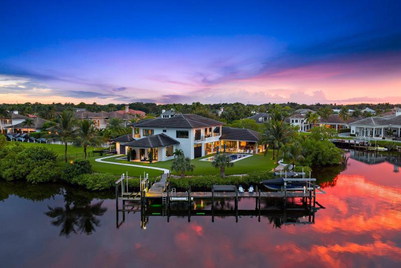  Single Family Homes Photo 3:  Jupiter,  FL 33458