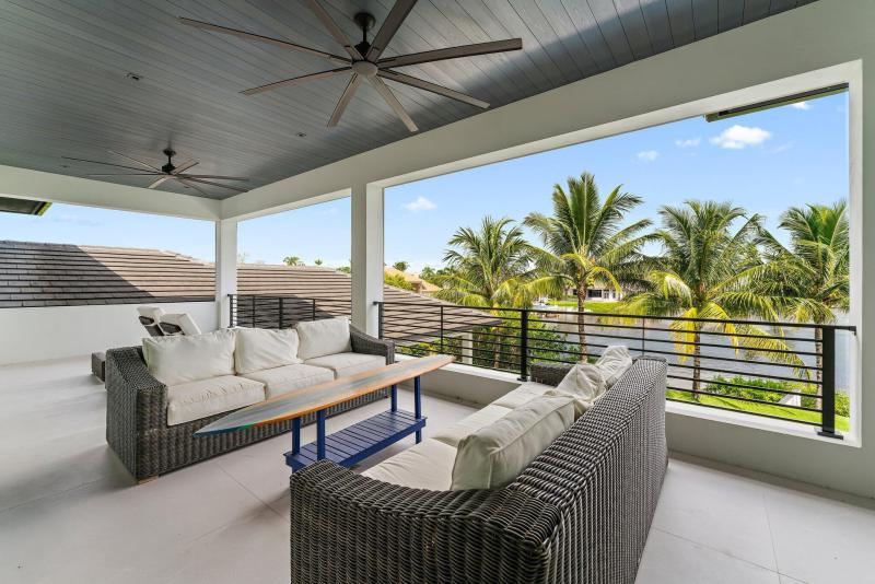  Single Family Homes Photo 40:  Jupiter,  FL 33458