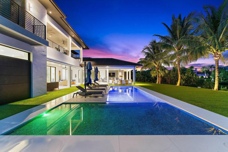  Single Family Homes Photo 58:  Jupiter,  FL 33458