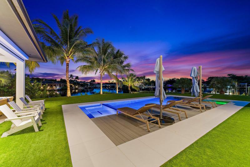  Single Family Homes Photo 6:  Jupiter,  FL 33458