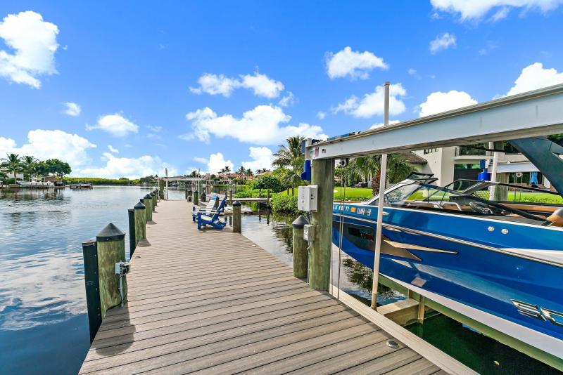  Single Family Homes Photo 65:  Jupiter,  FL 33458