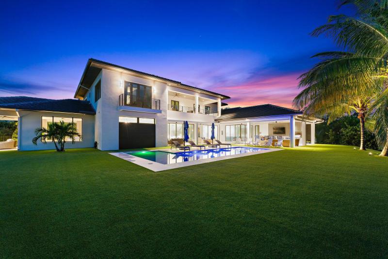  Single Family Homes Photo 8:  Jupiter,  FL 33458