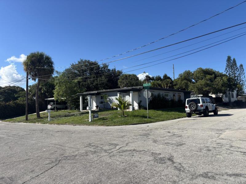 Duplex, Triplex and Fourplex Images