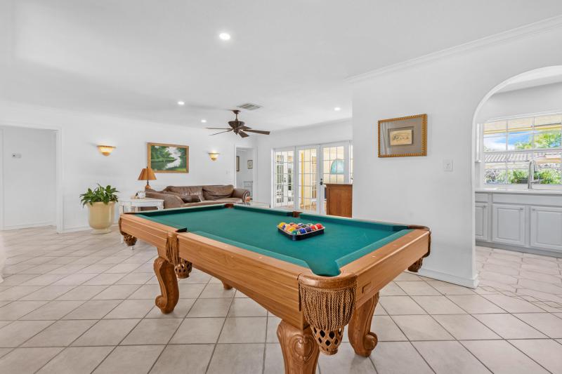  Single Family Homes Photo 10:  Fort Lauderdale,  FL 33308