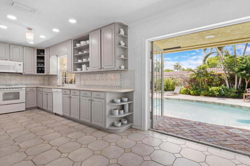  Single Family Homes Photo 17:  Fort Lauderdale,  FL 33308