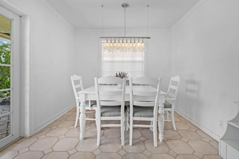  Single Family Homes Photo 18:  Fort Lauderdale,  FL 33308