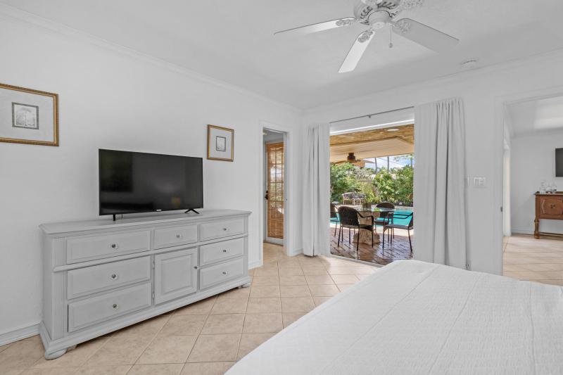  Single Family Homes Photo 20:  Fort Lauderdale,  FL 33308