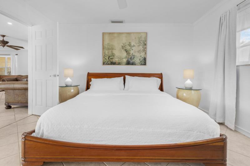  Single Family Homes Photo 21:  Fort Lauderdale,  FL 33308