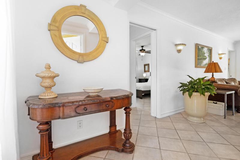  Single Family Homes Photo 3:  Fort Lauderdale,  FL 33308