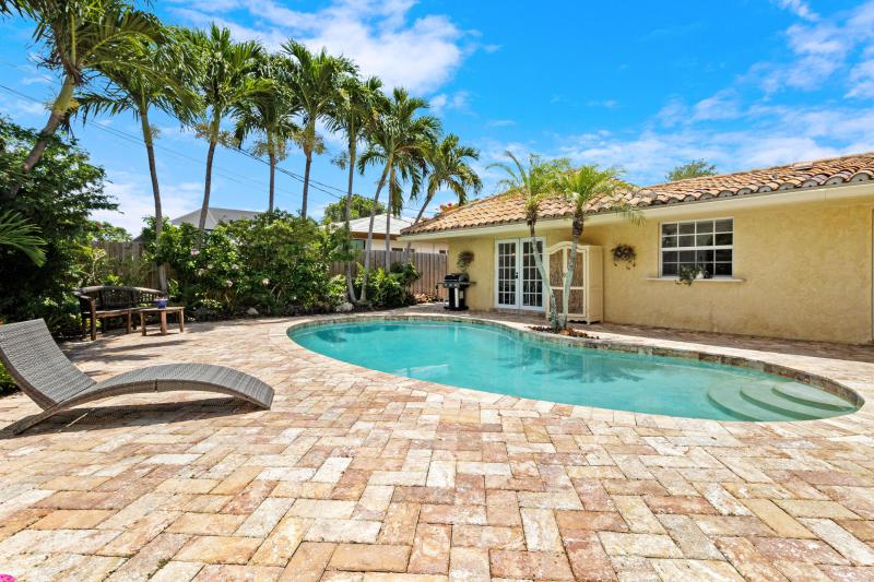  Single Family Homes Photo 40:  Fort Lauderdale,  FL 33308