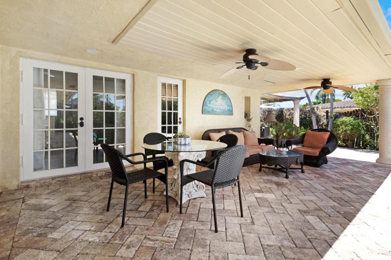  Single Family Homes Photo 45:  Fort Lauderdale,  FL 33308