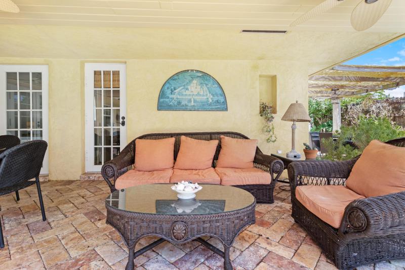  Single Family Homes Photo 46:  Fort Lauderdale,  FL 33308