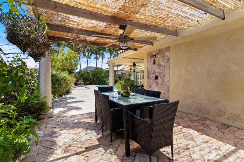  Single Family Homes Photo 49:  Fort Lauderdale,  FL 33308
