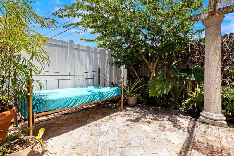  Single Family Homes Photo 53:  Fort Lauderdale,  FL 33308
