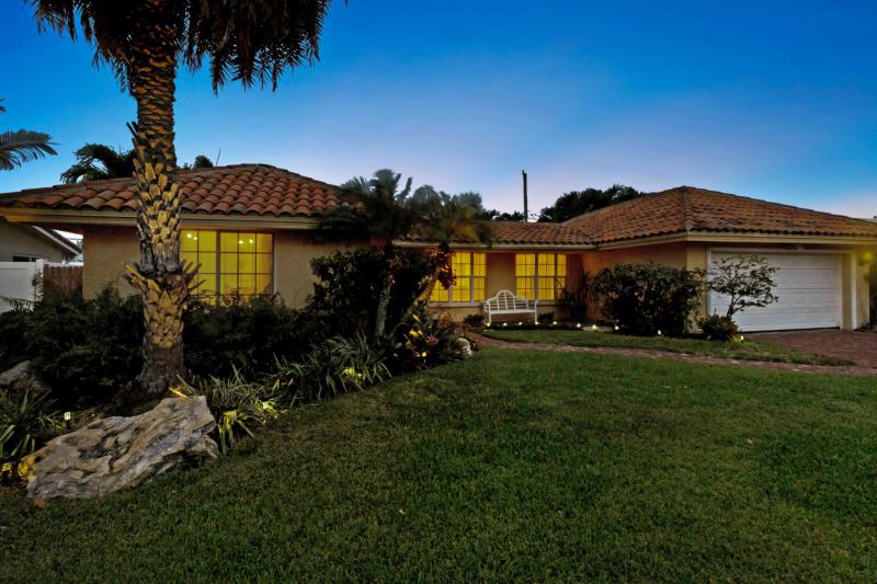  Single Family Homes Photo 54:  Fort Lauderdale,  FL 33308