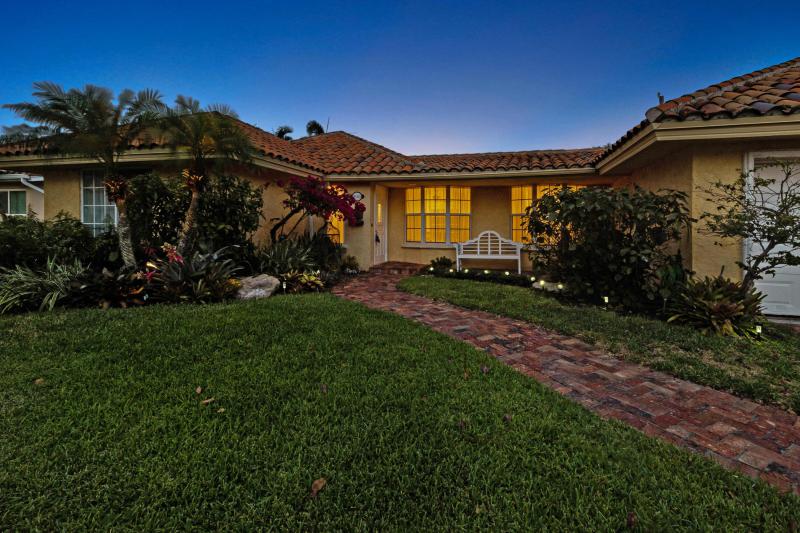  Single Family Homes Photo 55:  Fort Lauderdale,  FL 33308