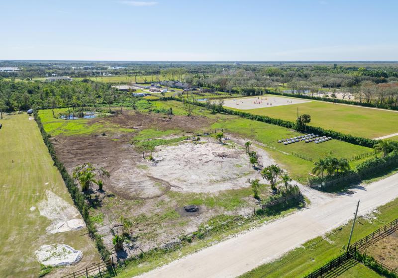  Commercial & Industrial Land Images 