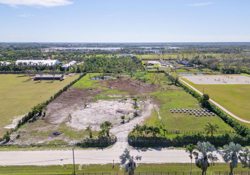  Commercial & Industrial Land Images 