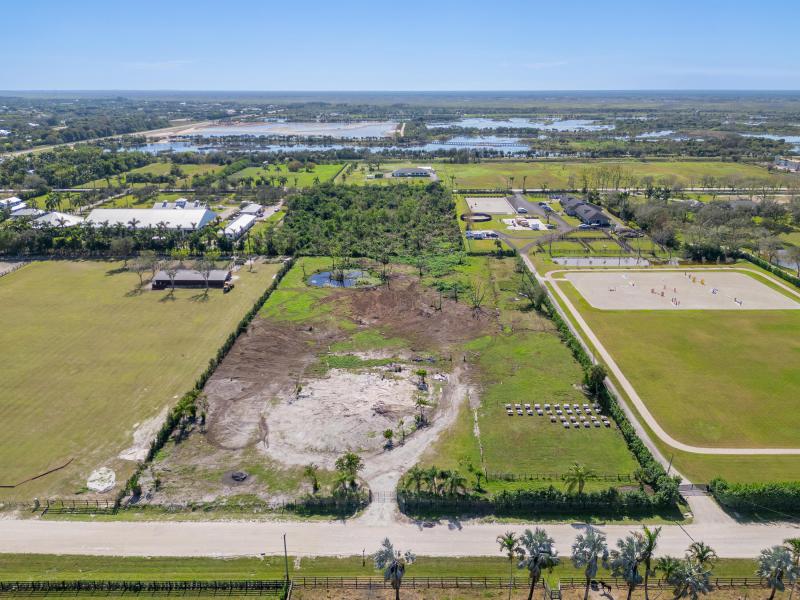  Commercial & Industrial Land Images 