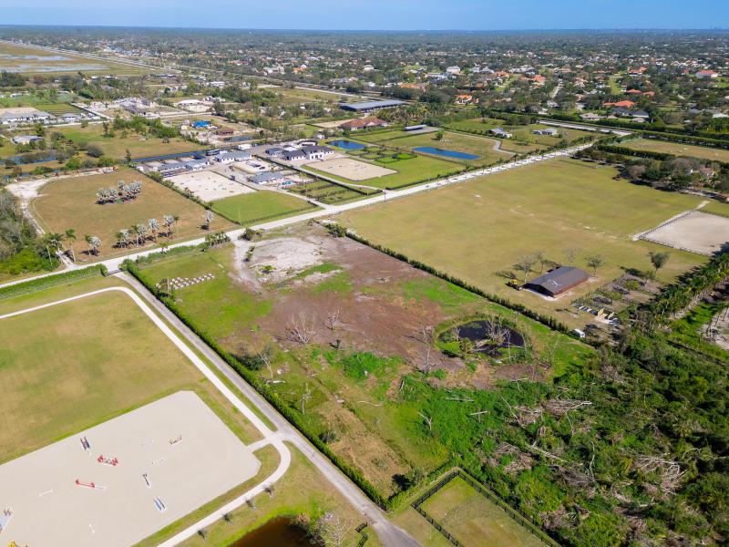  Commercial & Industrial Land Images 