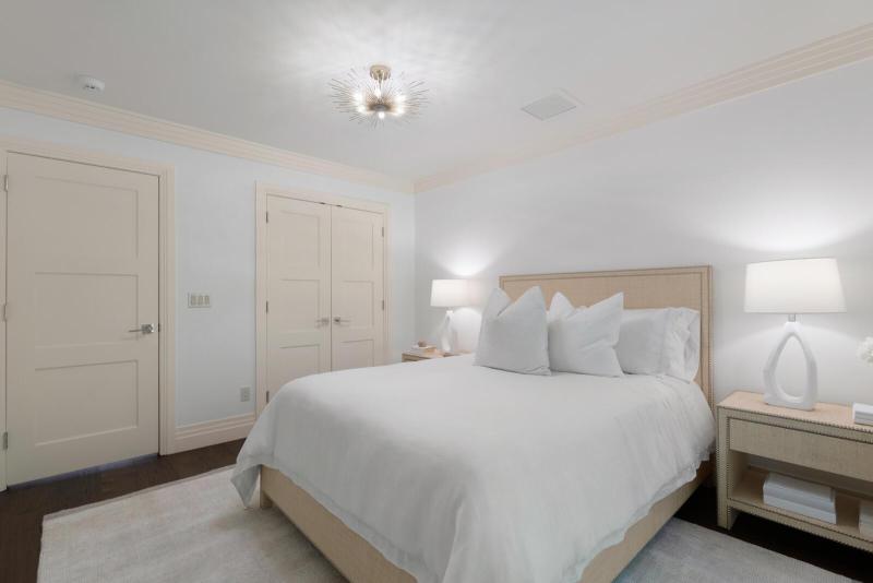  Single Family Homes Photo 44:  Palm Beach,  FL 33480