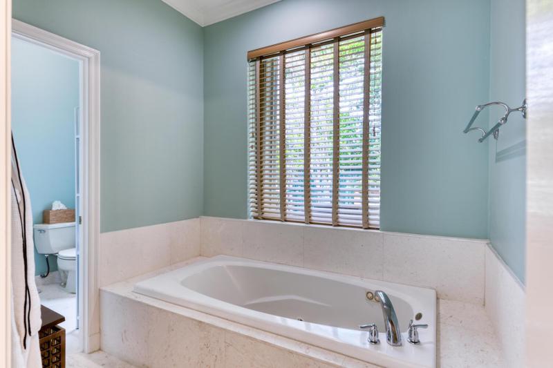  Single Family Homes Photo 15:  Palm Beach,  FL 33480