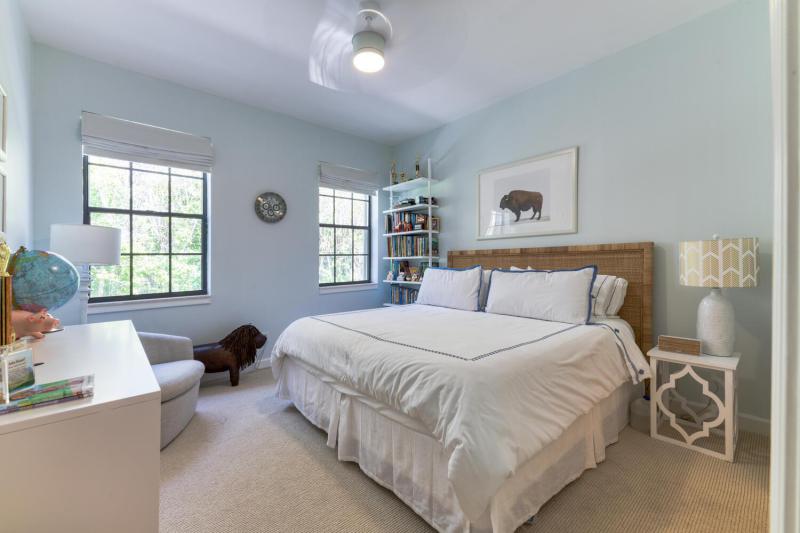  Single Family Homes Photo 16:  Palm Beach,  FL 33480