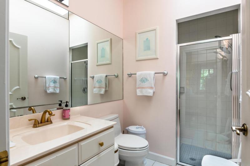  Single Family Homes Photo 19:  Palm Beach,  FL 33480