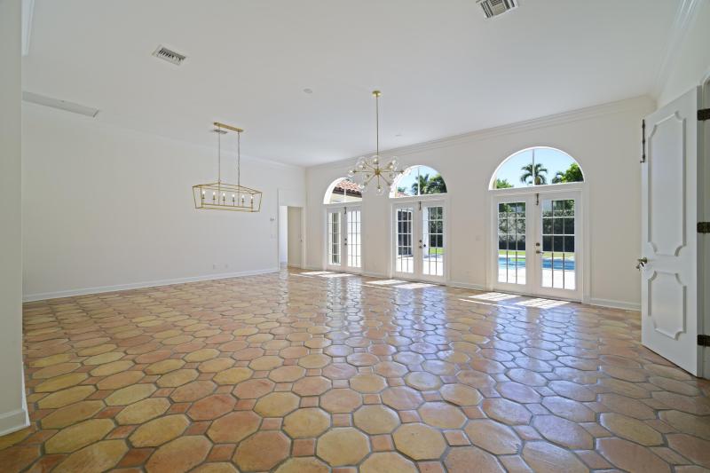  Single Family Homes Photo 4:  Palm Beach,  FL 33480
