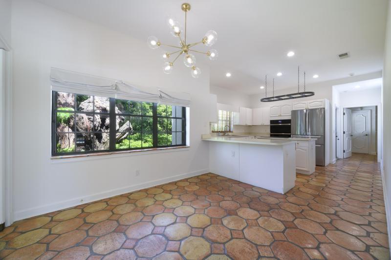  Single Family Homes Photo 7:  Palm Beach,  FL 33480